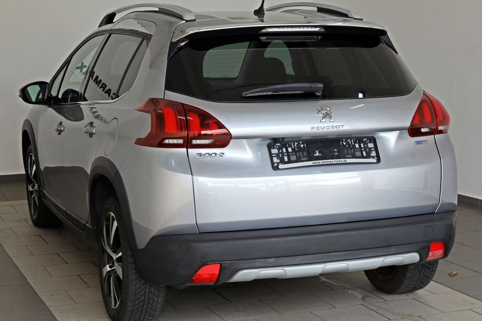 Fahrzeugabbildung Peugeot 2008 Allure Leder,Navi,Panorama,Kamera,SH,PDC