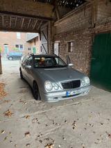 Mercedes-Benz Mercedes Benz E240 Avantgarde W210 S210 2,... - Mercedes-Benz E 240 in Düsseldorf