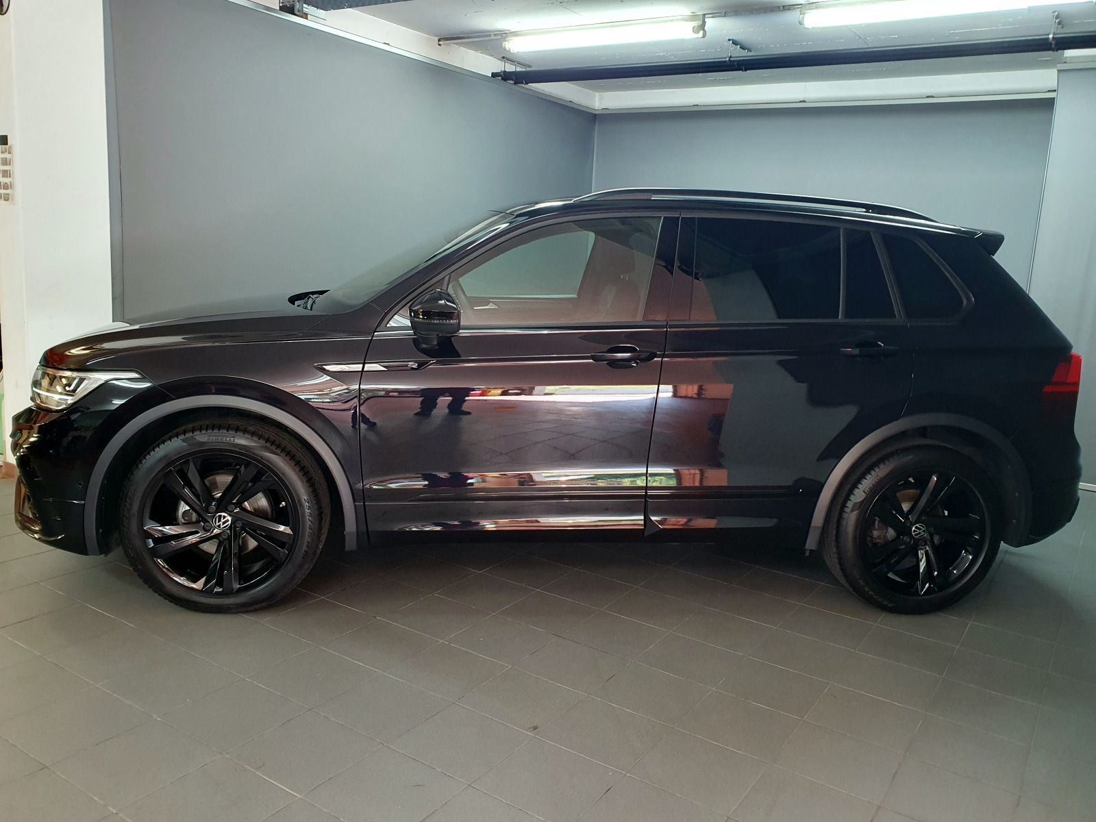 Volkswagen Tiguan 1.5TSI DSG R-Line AHK HuD ACC H&K DCC foto 2