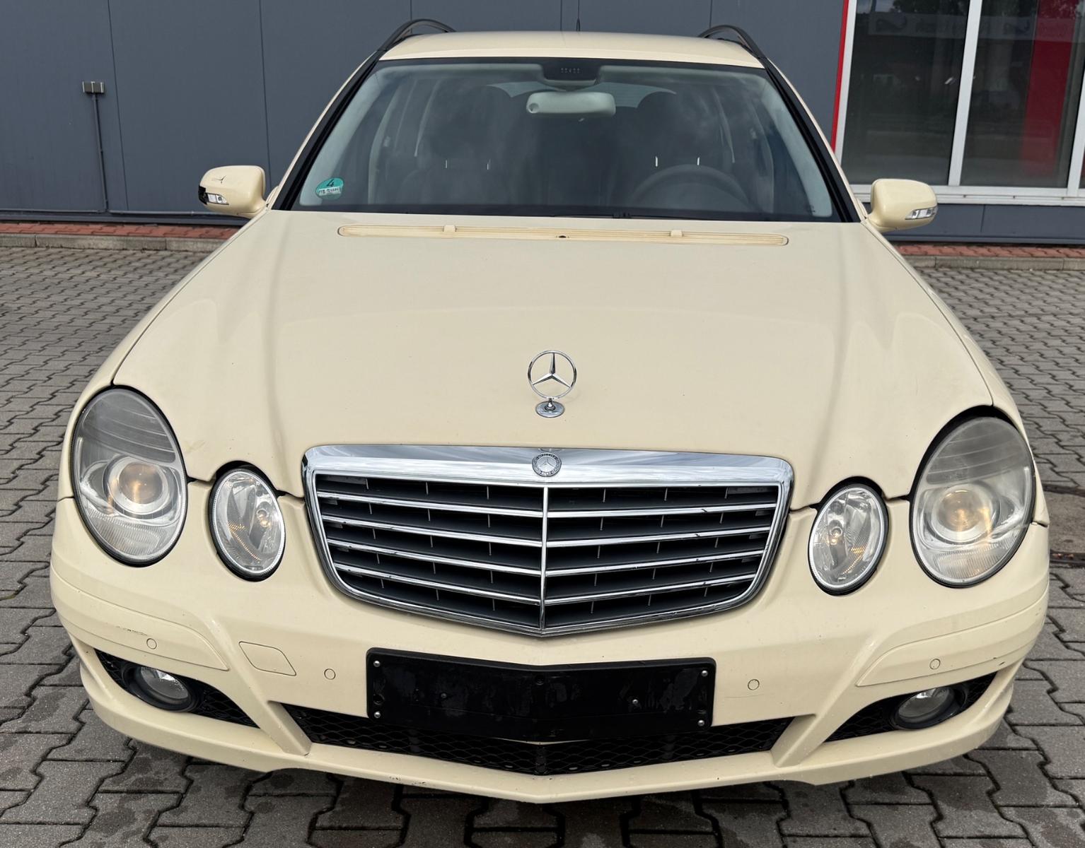 Mercedes-Benz E 220 CDI T-Modell*TAXI*1HAND*AUTOMATIK*LEDER