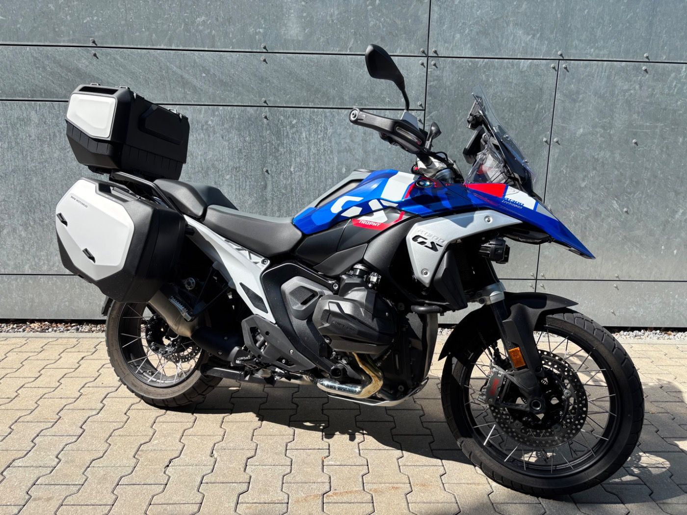 Fahrzeugabbildung BMW R 1300 GS Trophy ASA Adaptive Fahrzeughöhenregel