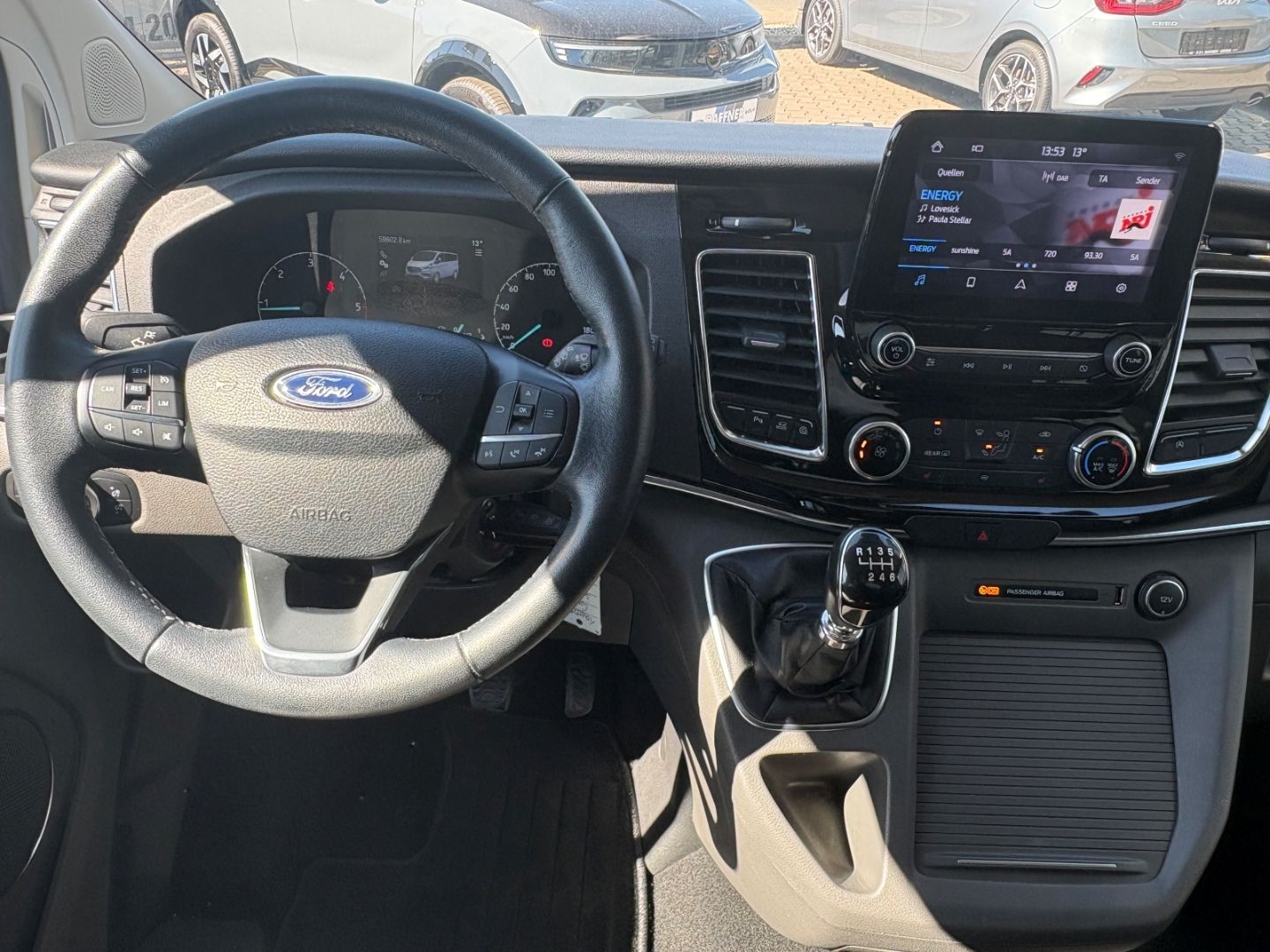 Fahrzeugabbildung Ford Tourneo Custom Kombi 320 L1 Titanium X AHK Behei