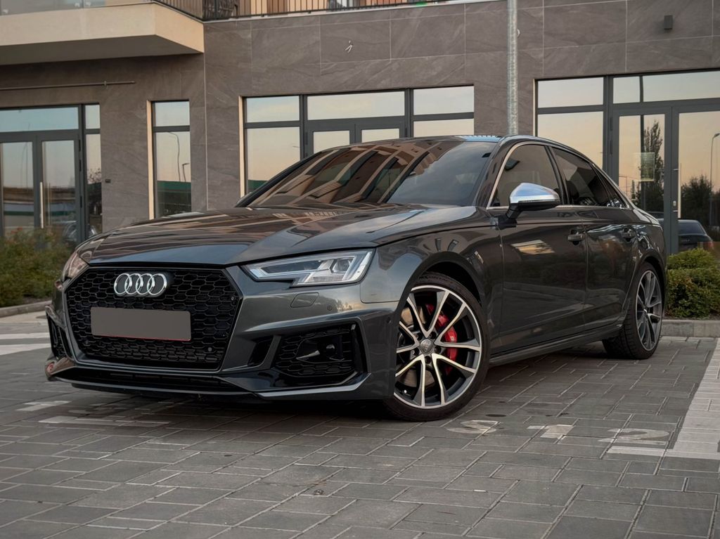 Image of Audi S4