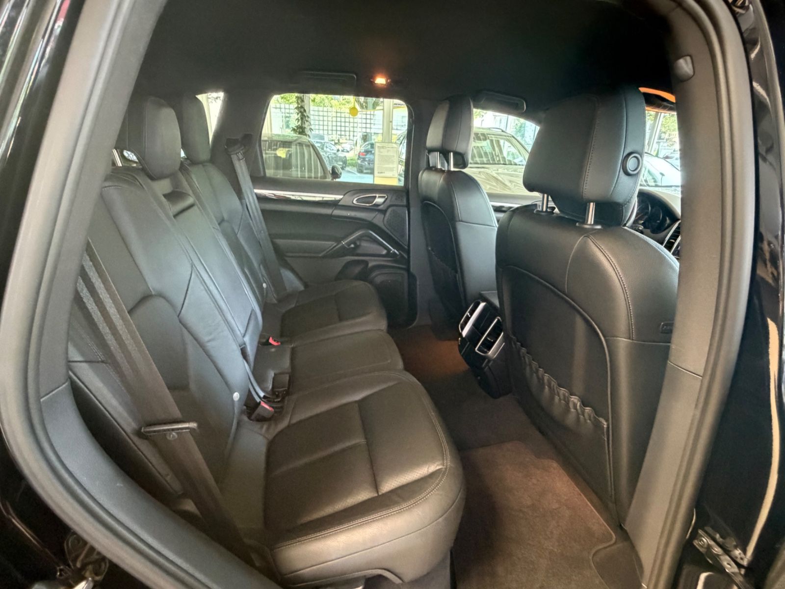 Fahrzeugabbildung Porsche Cayenne Diesel