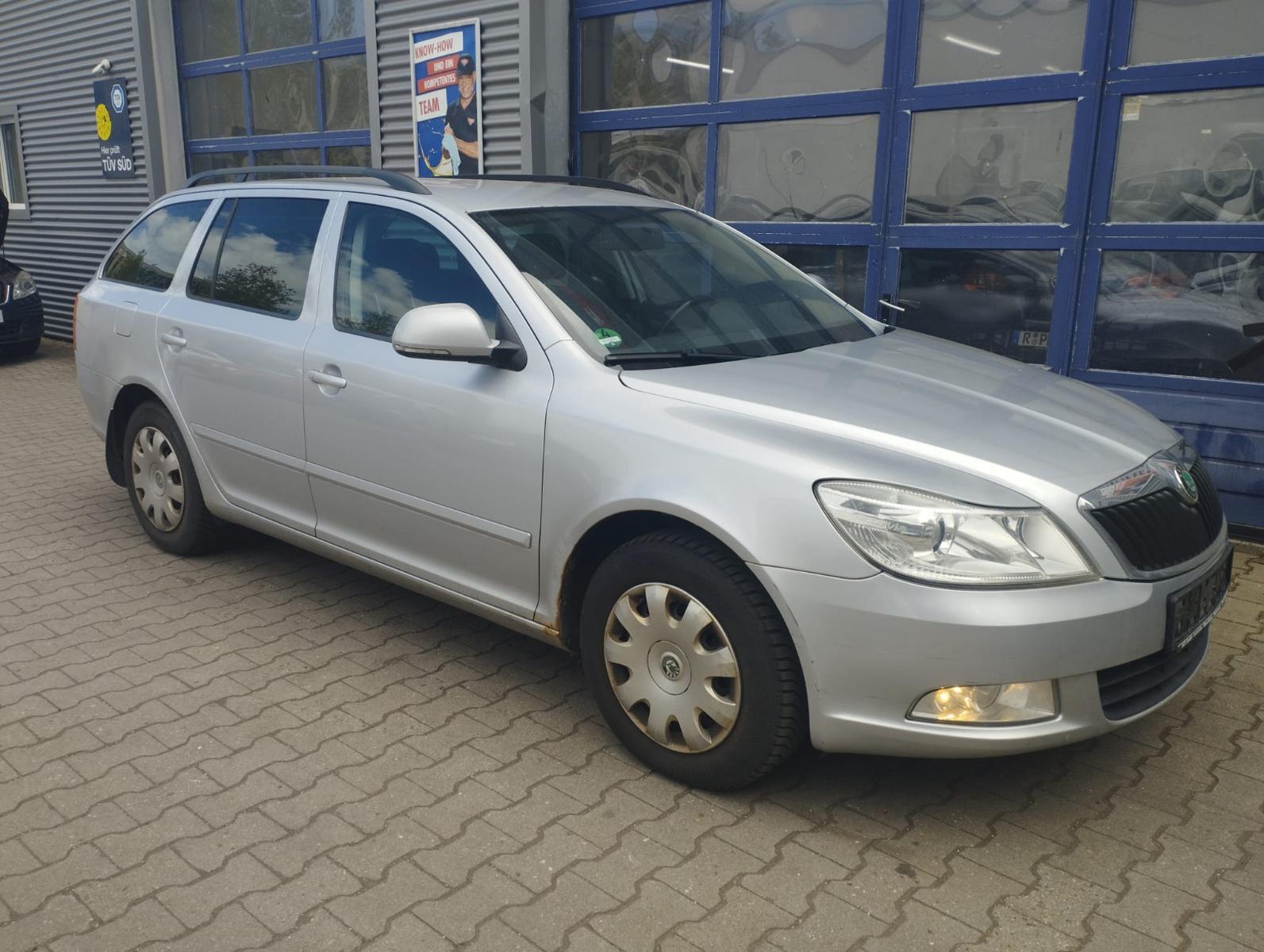 Skoda Octavia Combi Elegance*Klima*Tempo*Sitzheiz.