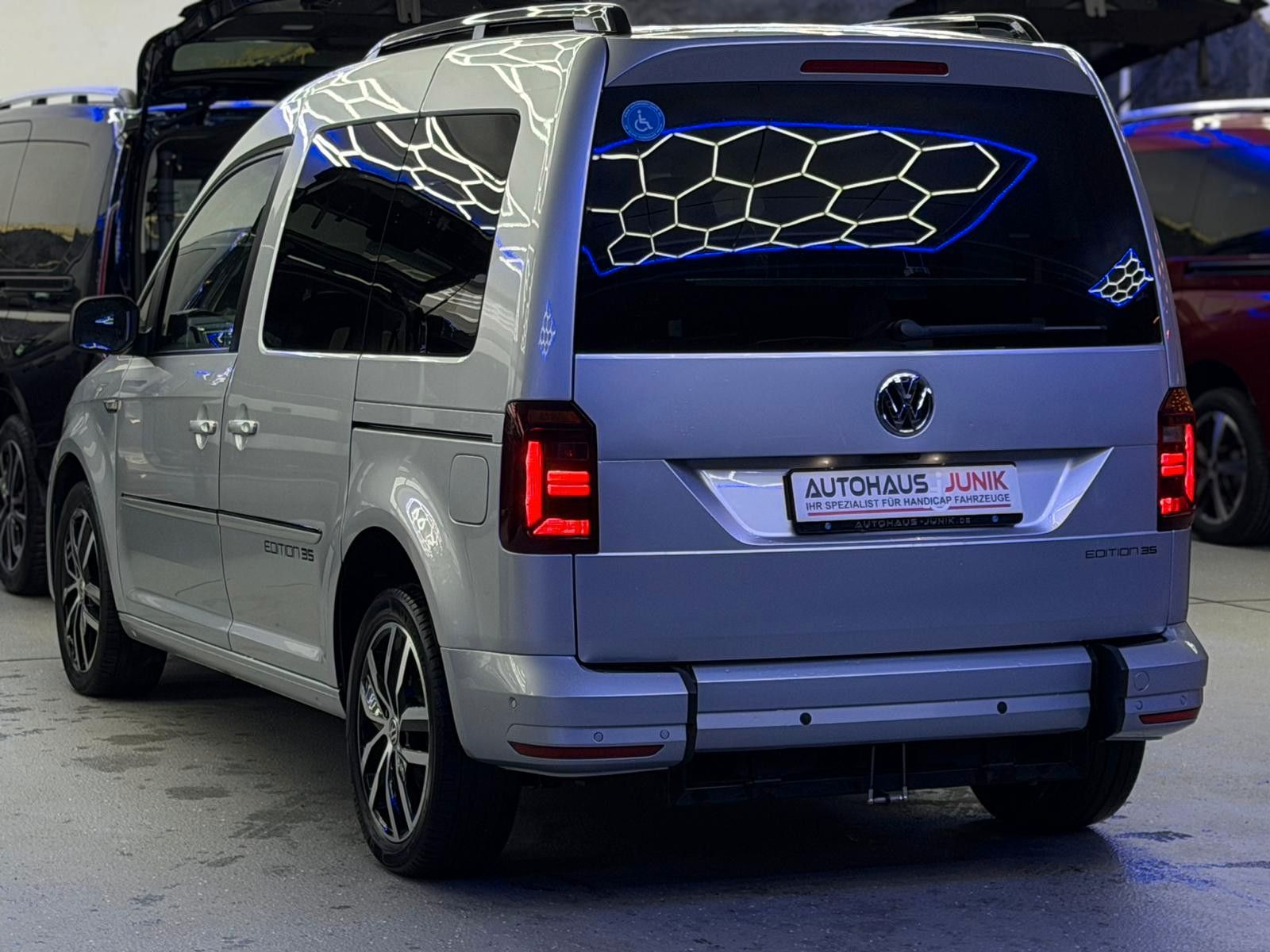 Volkswagen Caddy-DSG-Behindertengerecht-Edition 35-Rampe foto 11