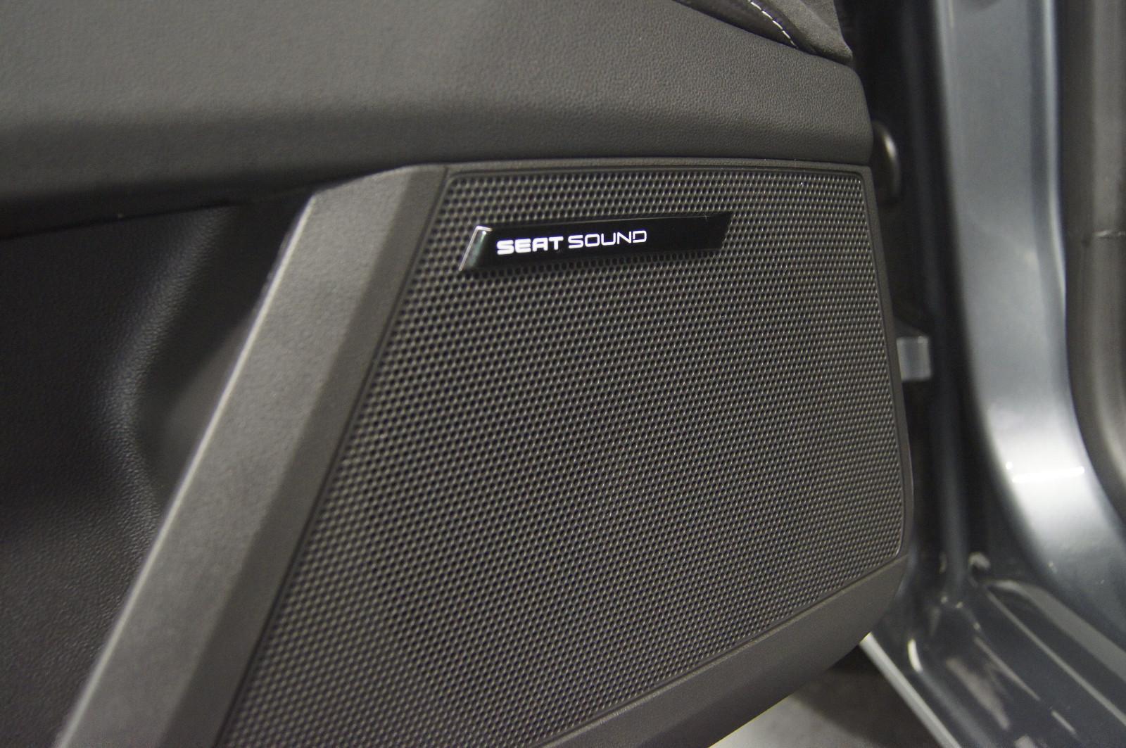 Seat Leon ST Cupra 300 ch 4Drive • DSG • Cuir • Virtual Cockpit • Caméra - Apple CarPlay • DCC
