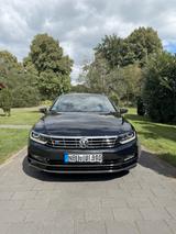 Volkswagen Passat Variant 2.0 TSI 3xR-LINE ACC HUD DCC etc. - Volkswagen Passat Variant mit Benzin-Antrieb: Panorama-Dach