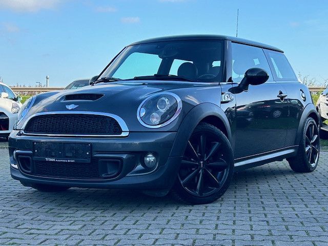 MINI Cooper S /Pano/17 Zoll/Leder/Bi-Xenon/Klima/TÜV