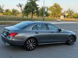 Mercedes-Benz E 220 E -Avangart 9 Gang  Lim. Rückfahrt Kamera - Mercedes-Benz E 220 mit Diesel-Antrieb: Limousine