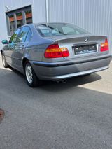 BMW 325xi - e 46  Allrad Tempomat- Klima- XENON - BMW 325: E46