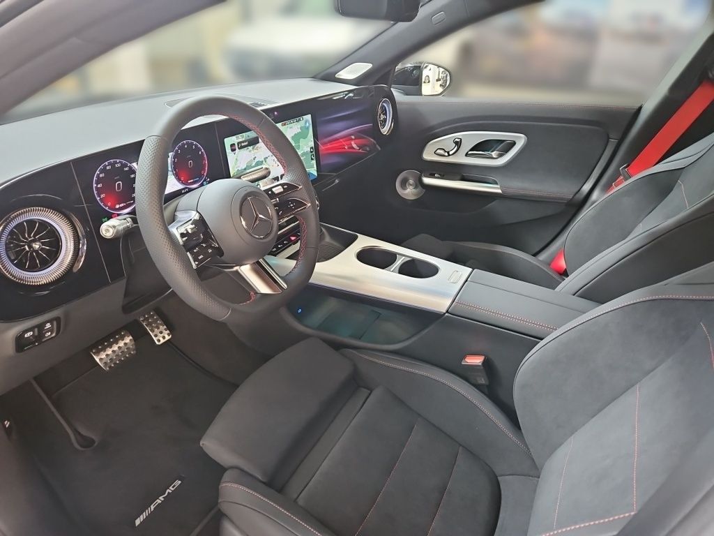 Fahrzeugabbildung Mercedes-Benz CLA 200 4MATIC Shooting Brake Night+AHK+DynLicht