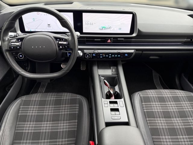 Fahrzeugabbildung Hyundai IONIQ 6 First Edition Elektro 4WD +KLIMA+LED+NAV