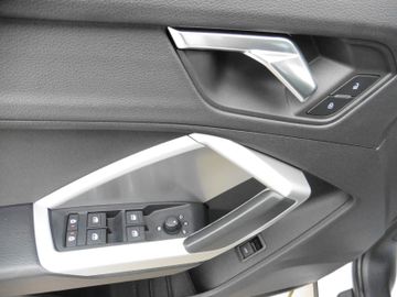 Audi Q3 - 10