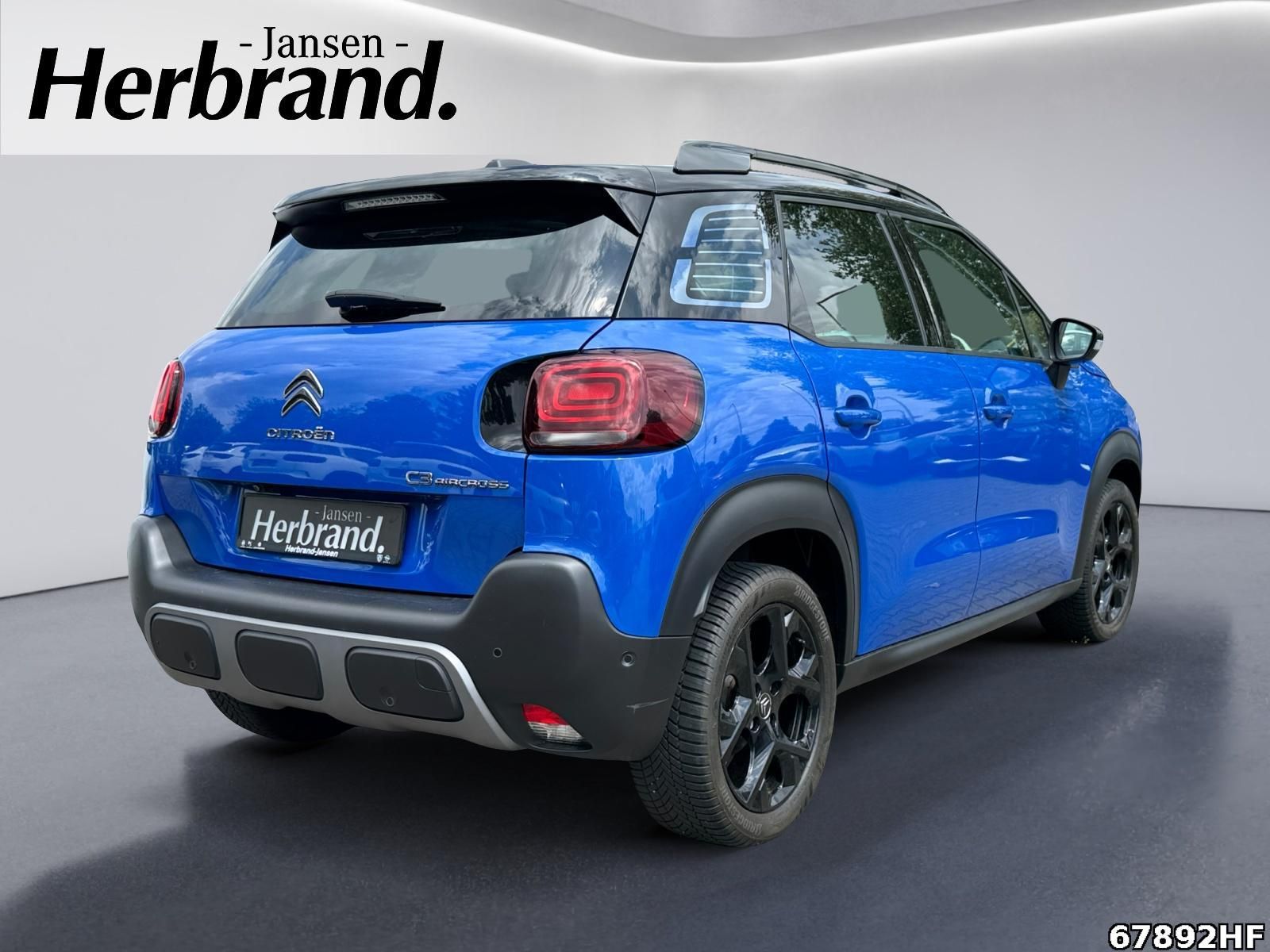 Fahrzeugabbildung Citroën C3 Aircross 1.2 PureTech 130, Shine Pack