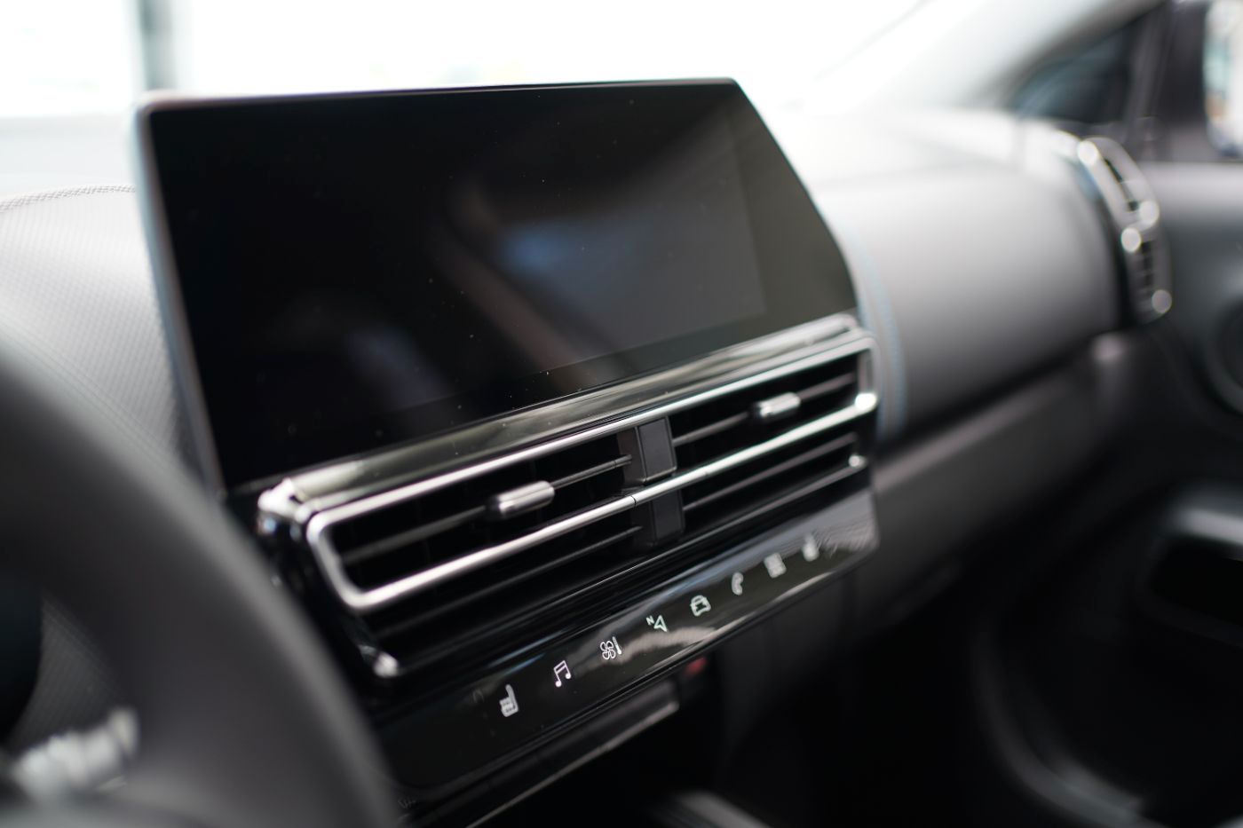 Fahrzeugabbildung Citroën C5 Aircross Hybrid 180 EAT8 Max Automatik Navi