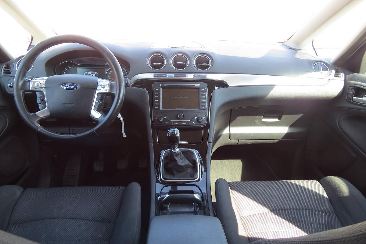 Ford S-MAX 2011 — photo 5