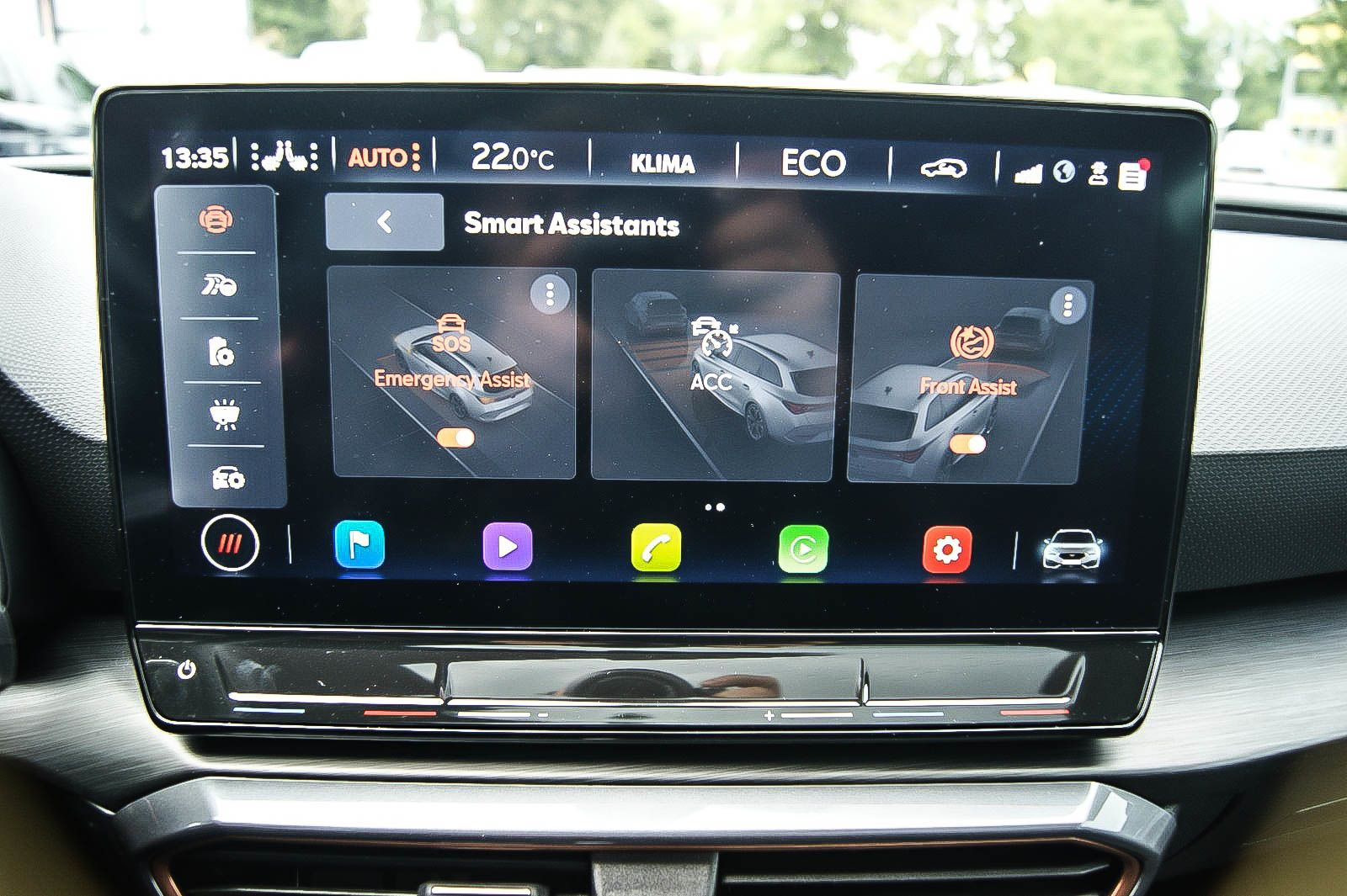 Fahrzeugabbildung CUPRA Leon Sportstourer e-Hybrid PANORAMA CARPLAY ACC