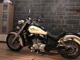 Honda Shadow  VT 750 American Classic  - CHOPPER AMERICAN