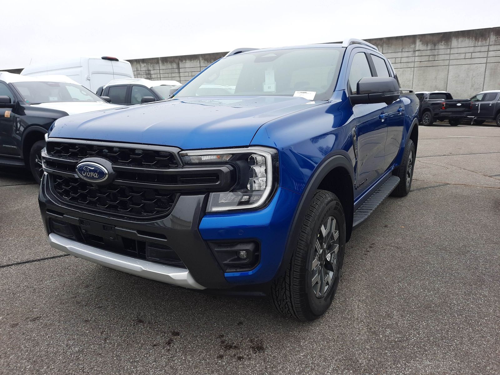 Ford Ranger DOKA Wildtrak 2.3l PHEV LED 360°Kamera imagem 2