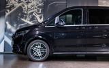 Mercedes-Benz V 300 d 4M EXCLUSIVE EXTRALONG | AIRMATIC | 2025 - Mercedes-Benz New cars in München