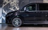 Mercedes-Benz V 300 d 4M EXCLUSIVE EXTRALONG | AIRMATIC | 2025 - Mercedes-Benz New cars in München