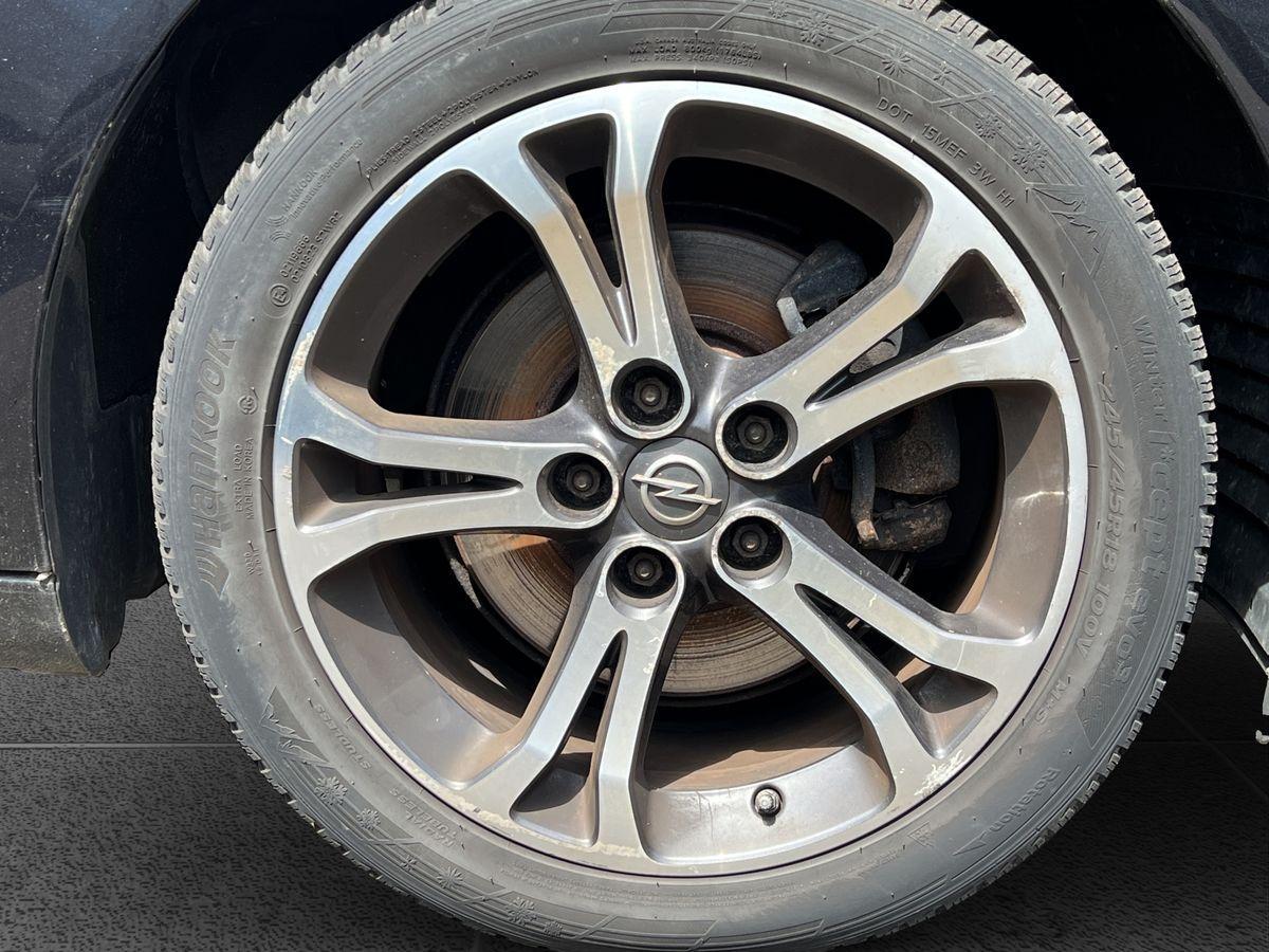 Opel Insignia 2015 — photo 23