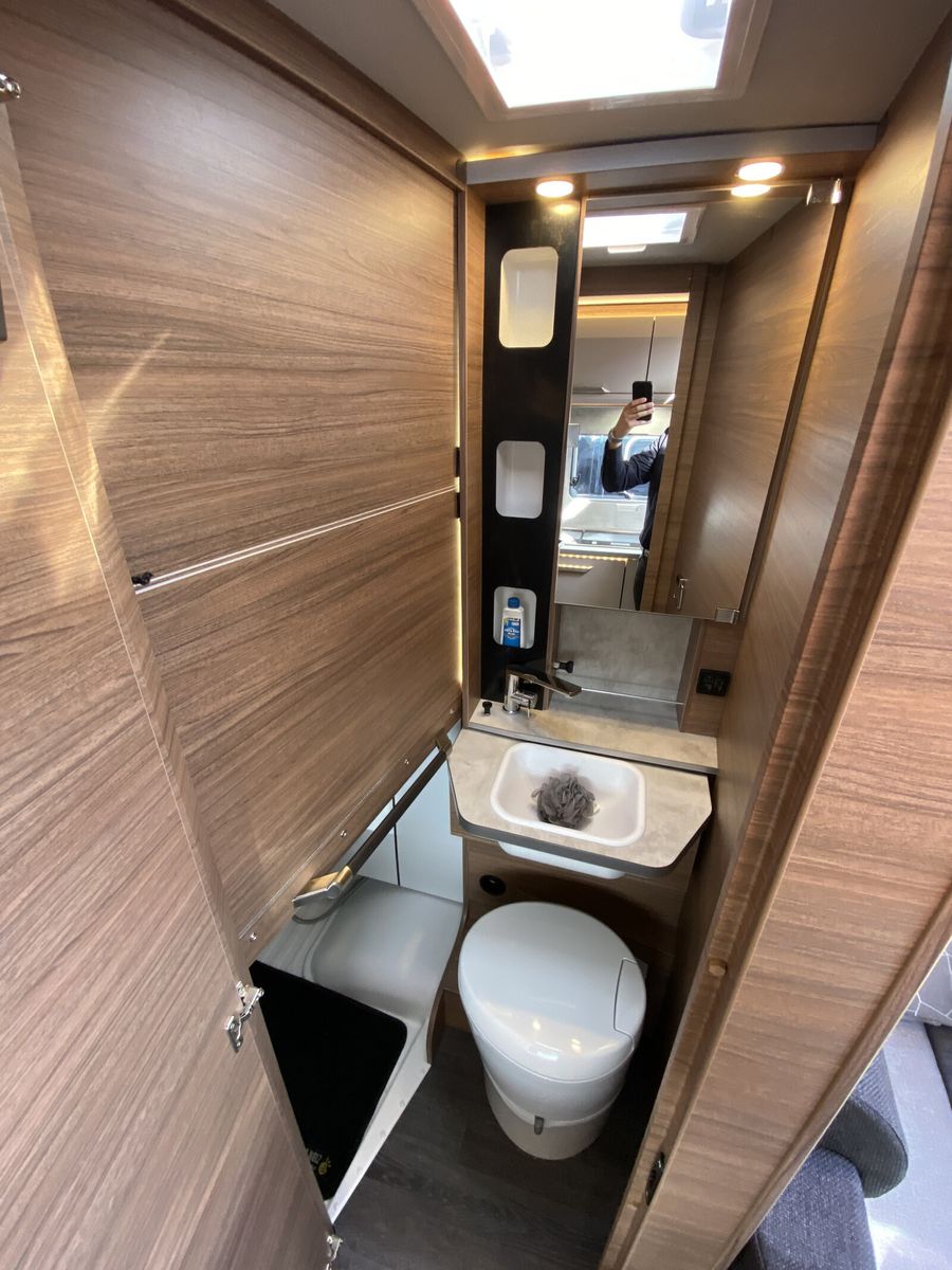 Fahrzeugabbildung Knaus Tourer Van VANSATION 500 MQ 3,5 t, Automatik