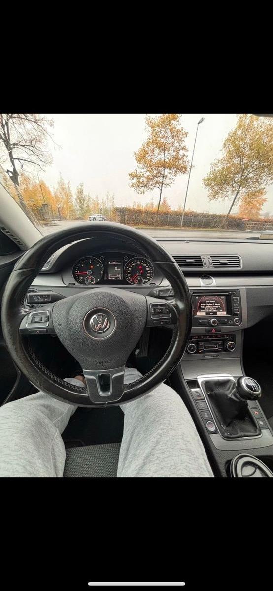 Volkswagen Passat 2011 — photo 5