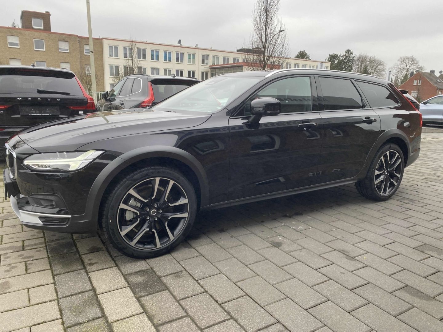 Volvo V90 Cross Country B4 Plus Bright AHK AWD Standh. foto 4