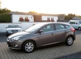 Ford Focus 2,0TDCi 103kW PowerShift Titanium - Ford Focus aus 2011 mit Diesel-Antrieb