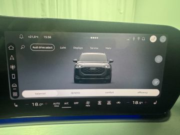 Audi Q3 TFSI 110 kW AHK*StHz*Panodach*