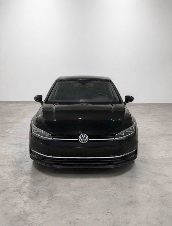 Image of Volkswagen Golf