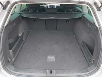 Volkswagen Passat Variant - 8