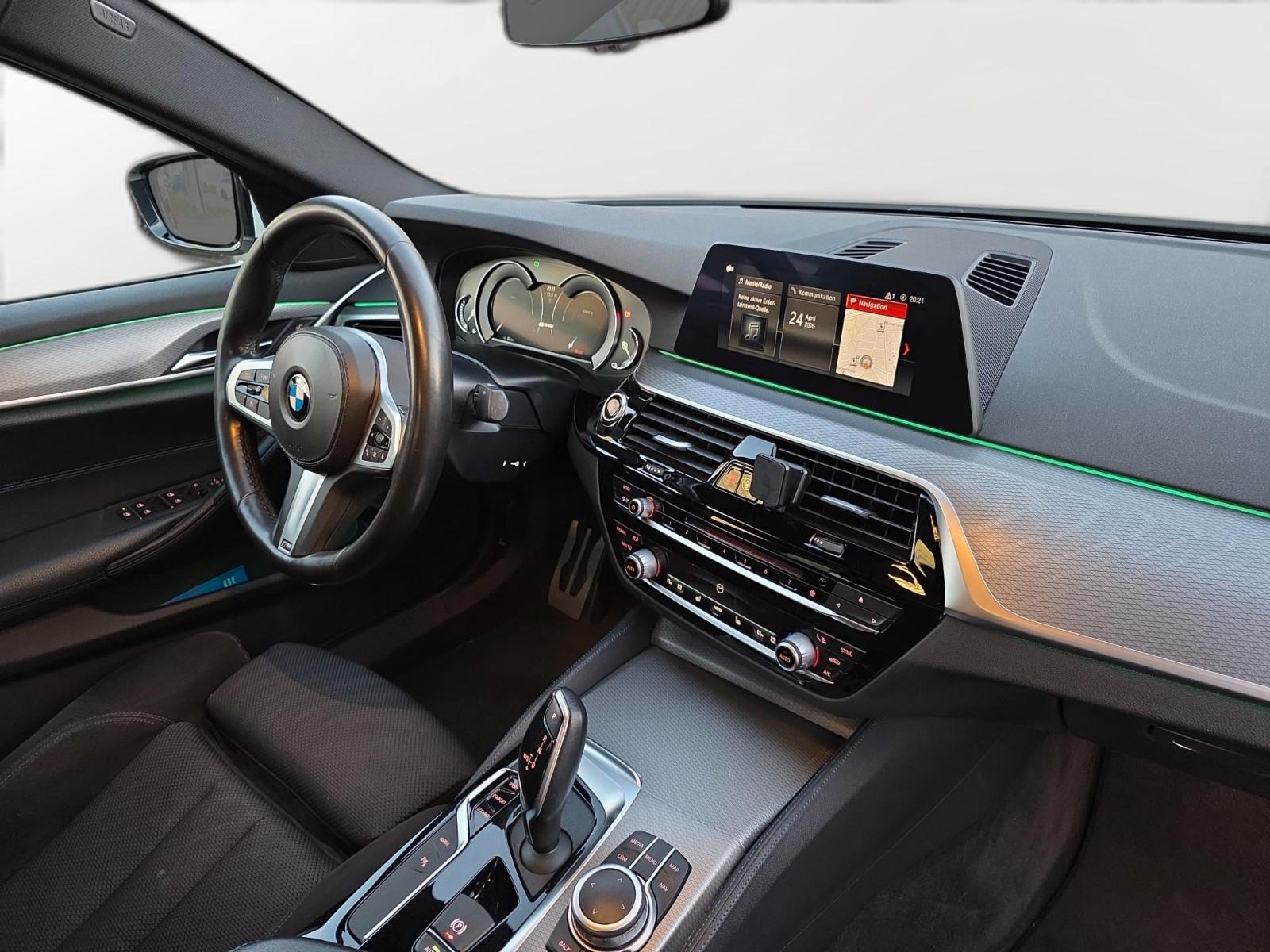 BMW 530e i Performance M Paket +8 Fach bereift+
