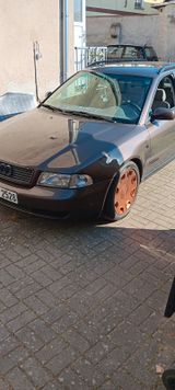 Audi A4 2.4 Avant - - Audi A4 aus 1998: Kombi