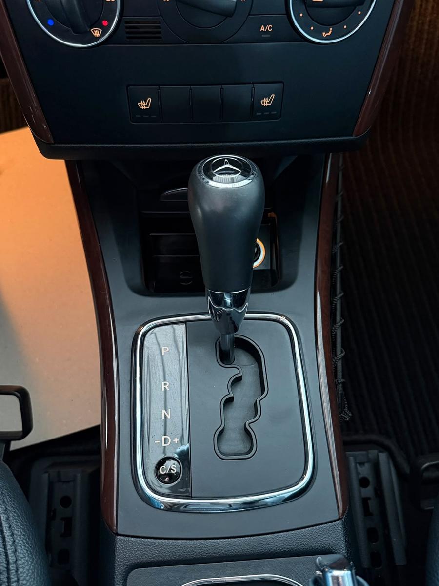 Mercedes-Benz A 180 Elegance Autom. / 30 Tkm/Sitzheizung / PDC