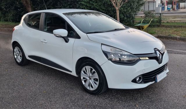 Renault Clio 1.2 75CV 5 porte Life