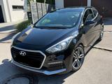 Hyundai i30 Coupe Turbo *Pano-Schiebedach*Navi*Kamera* - Hyundai i30 mit 3 Türen
