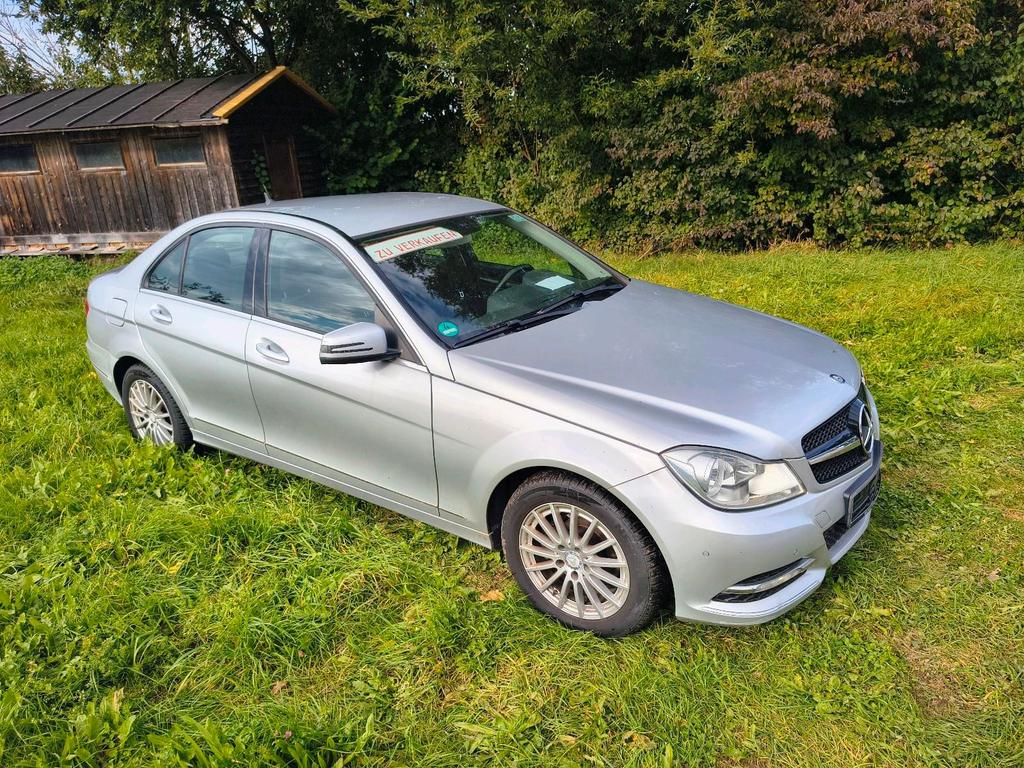 Mercedes-Benz C 180