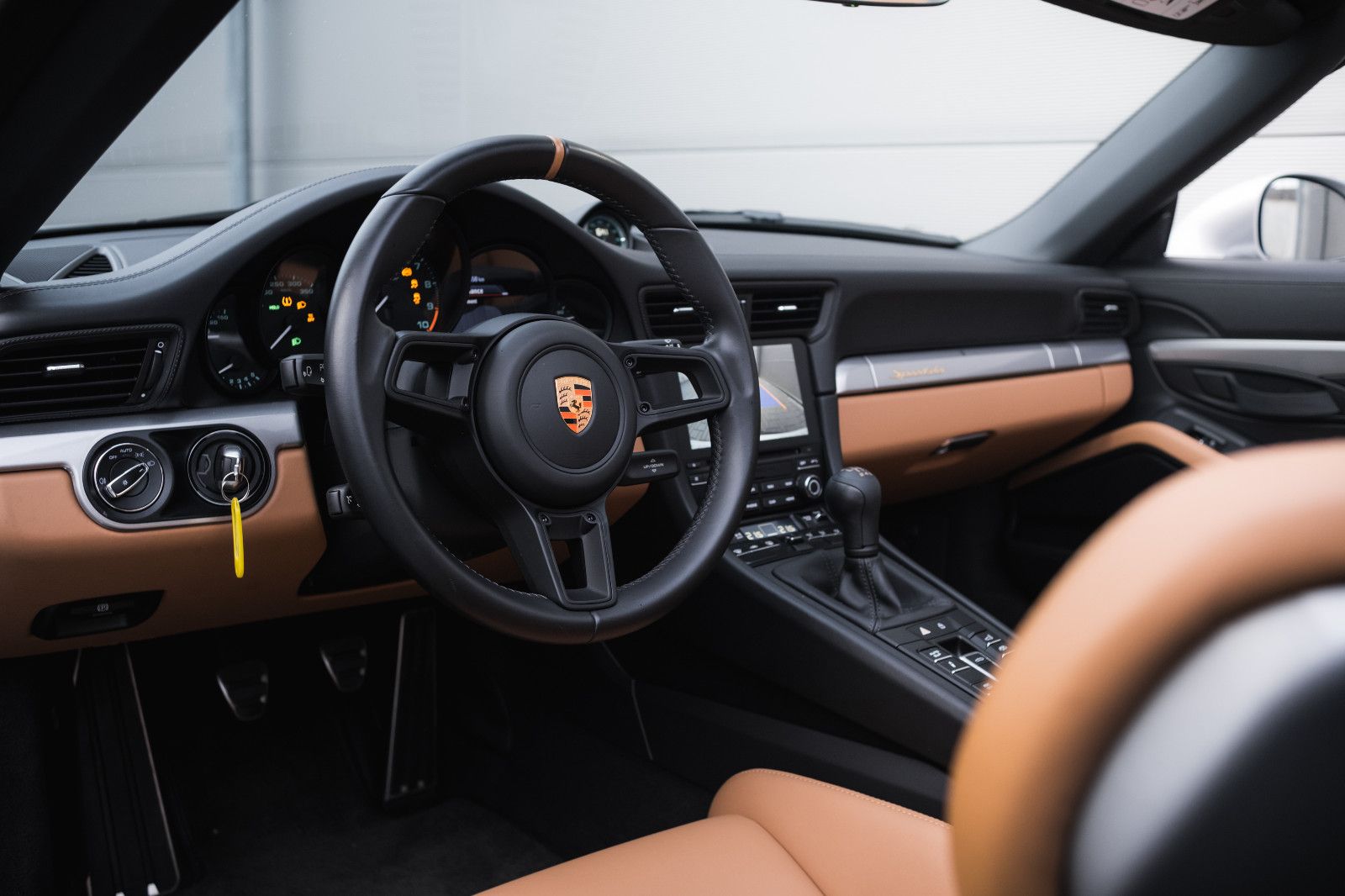 Fahrzeugabbildung Porsche 991/911 Speedster-Lift-BOSE-Kam.-90L-DAB-LED