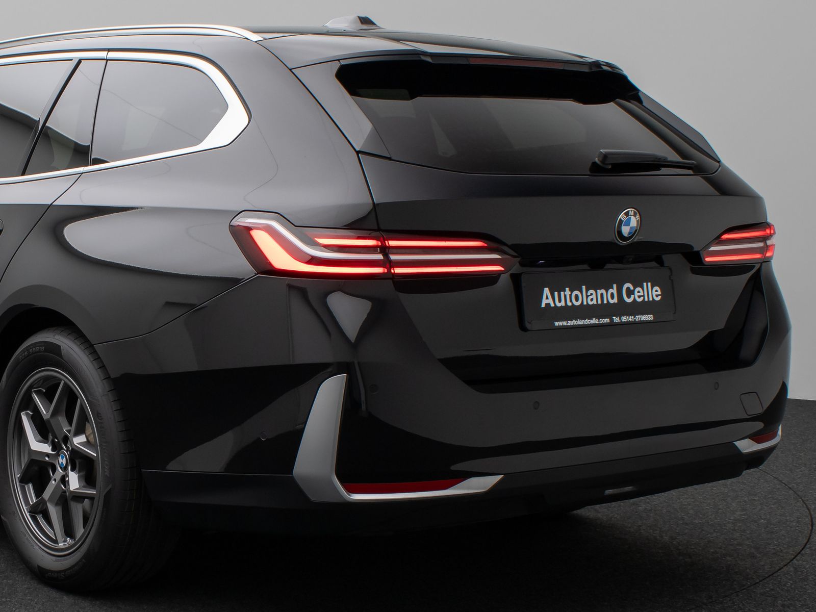 Fahrzeugabbildung BMW 520d Kamera DAB H/K Leder AdaptivLED Alarm Sport