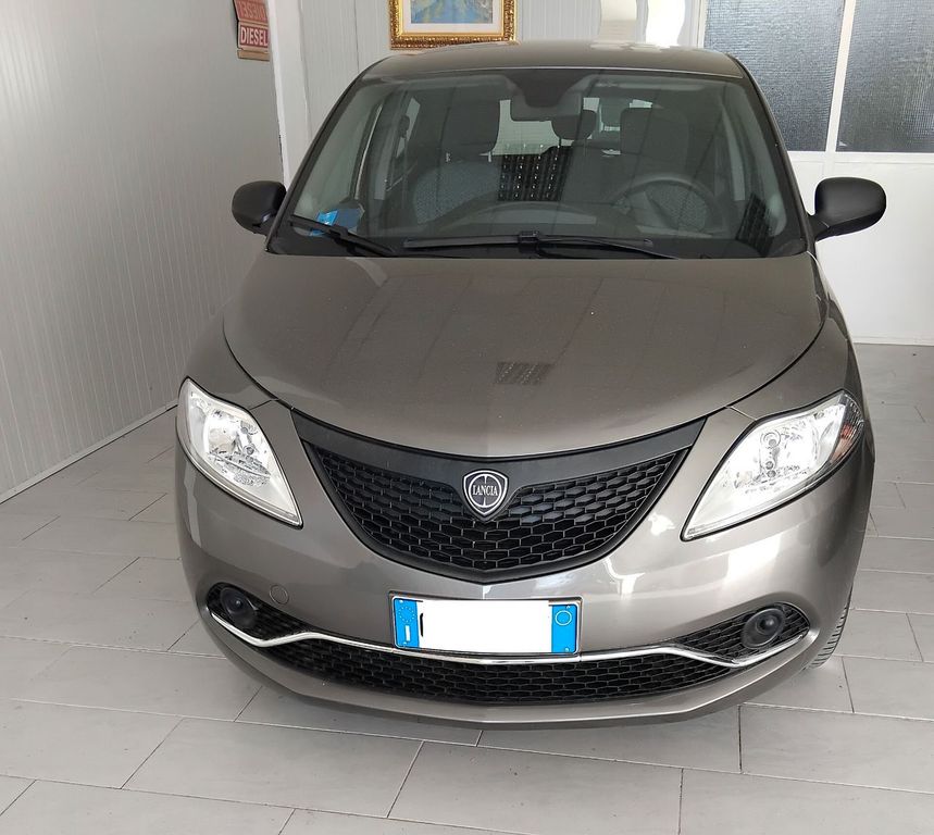 Image of Lancia Ypsilon