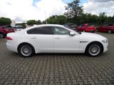 Jaguar XF 2.0d Pure Autom+Navi+Standhzg+Cam+PDC+1.Hand