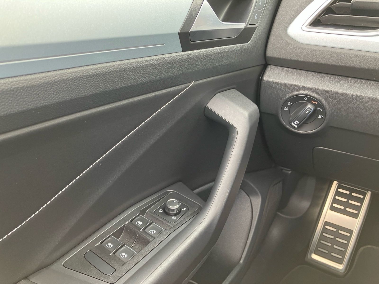 Volkswagen T-Roc - Bild 15