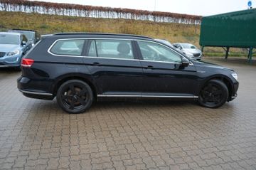 Volkswagen Passat Variant - 8