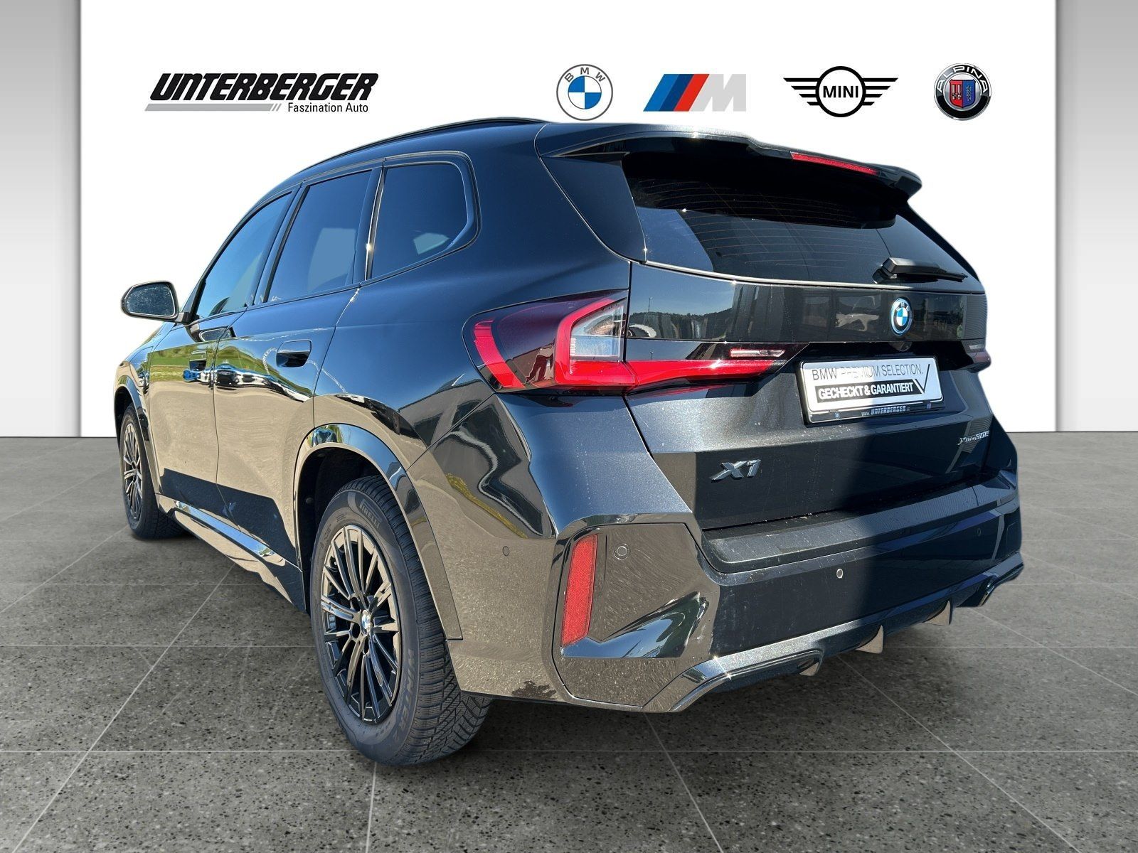 BMW X1 xDrive30e M Sport AHK Pano Ad. LED DA + PA+ H foto 4