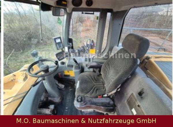 Fahrzeugabbildung Liebherr L 580 / Waage / AC / ZSA