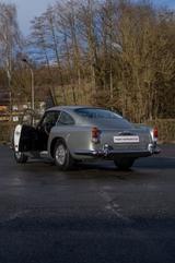 Aston Martin DB5 - Aston Martin DB: Sportwagen