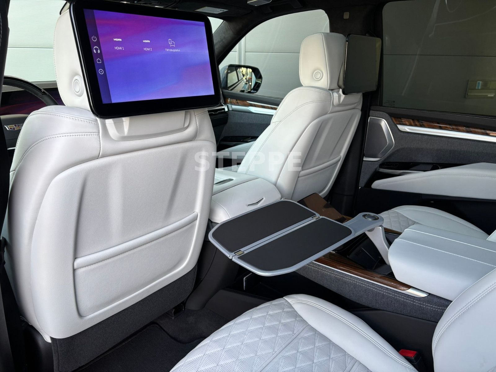 Cadillac Escalade FACELIFT MY26 6.2 V8 Sport Platinum 24"